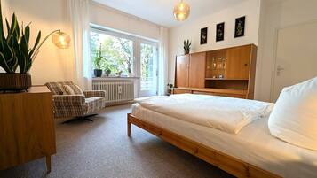 2 bedrooms, WiFi, bed sheets