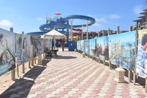 家庭小木屋, 露台, 泳池景 | 其他設施