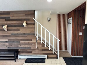 Interior - CAMELBACK Lovely 4-bedroom townhome right on the mountain (Tannersville)