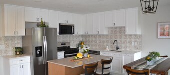 Stylish Home Near Downtown Lyman - Pets Welcome!