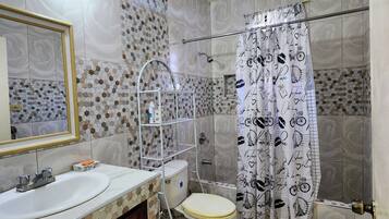 Family Apartment | Bathroom