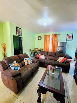 Family Apartment | Living area - Comfy Bogue Apartments (Montego Bay)