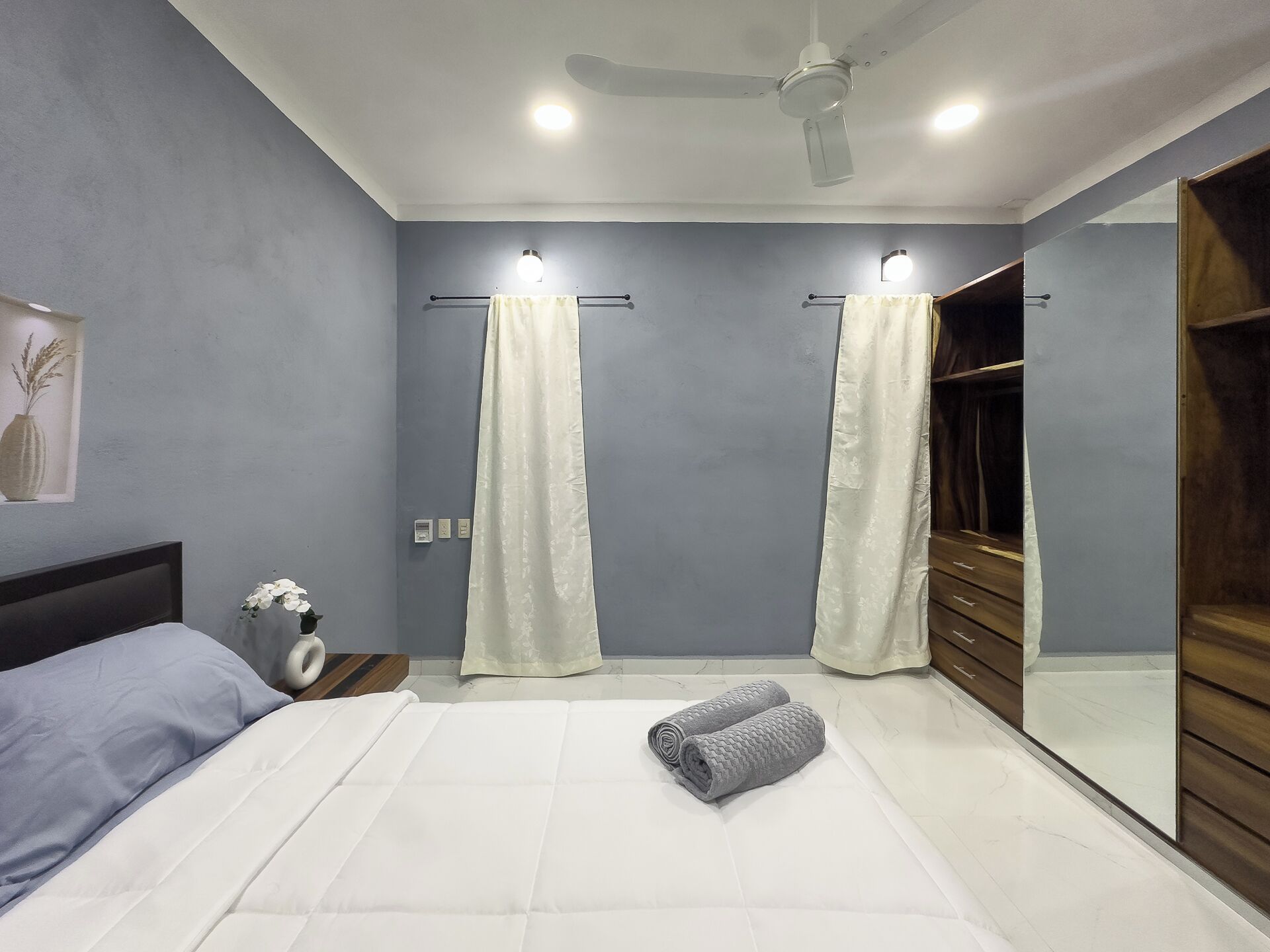 2 bedrooms, WiFi, bed sheets