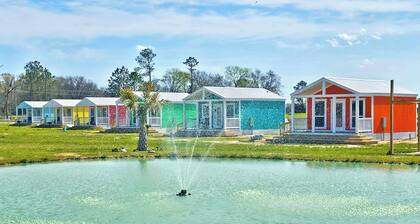 Perfect fishing, art & food location - Tropical Sea Turquoise Cabin #6 Quitman