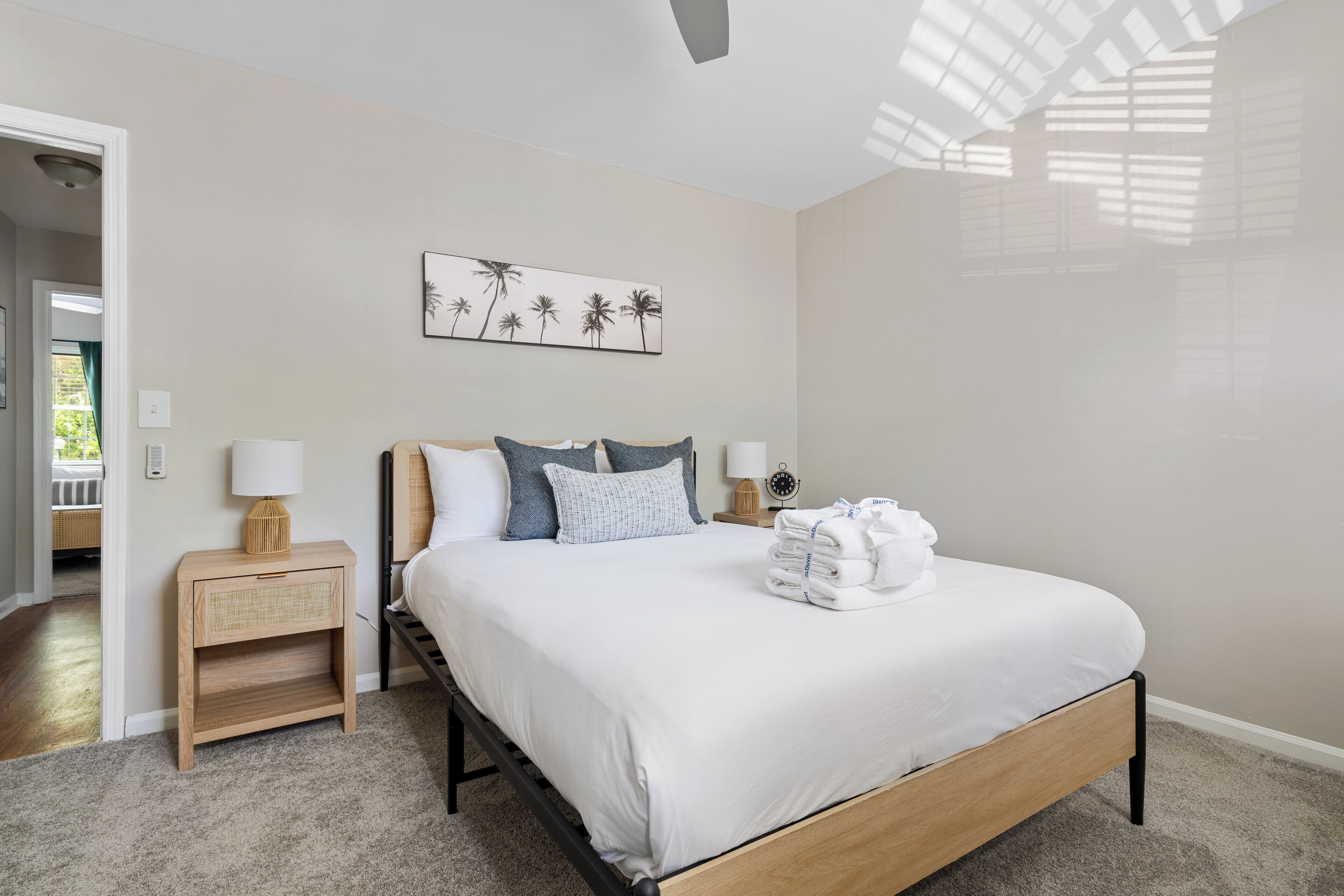 3 bedrooms, iron/ironing board, internet