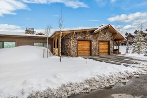 Exterior - *New* Moonlight Basin Ski-In/Out Luxury Townhome (Big Sky)