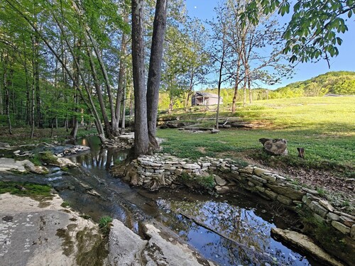 Creek Cabin