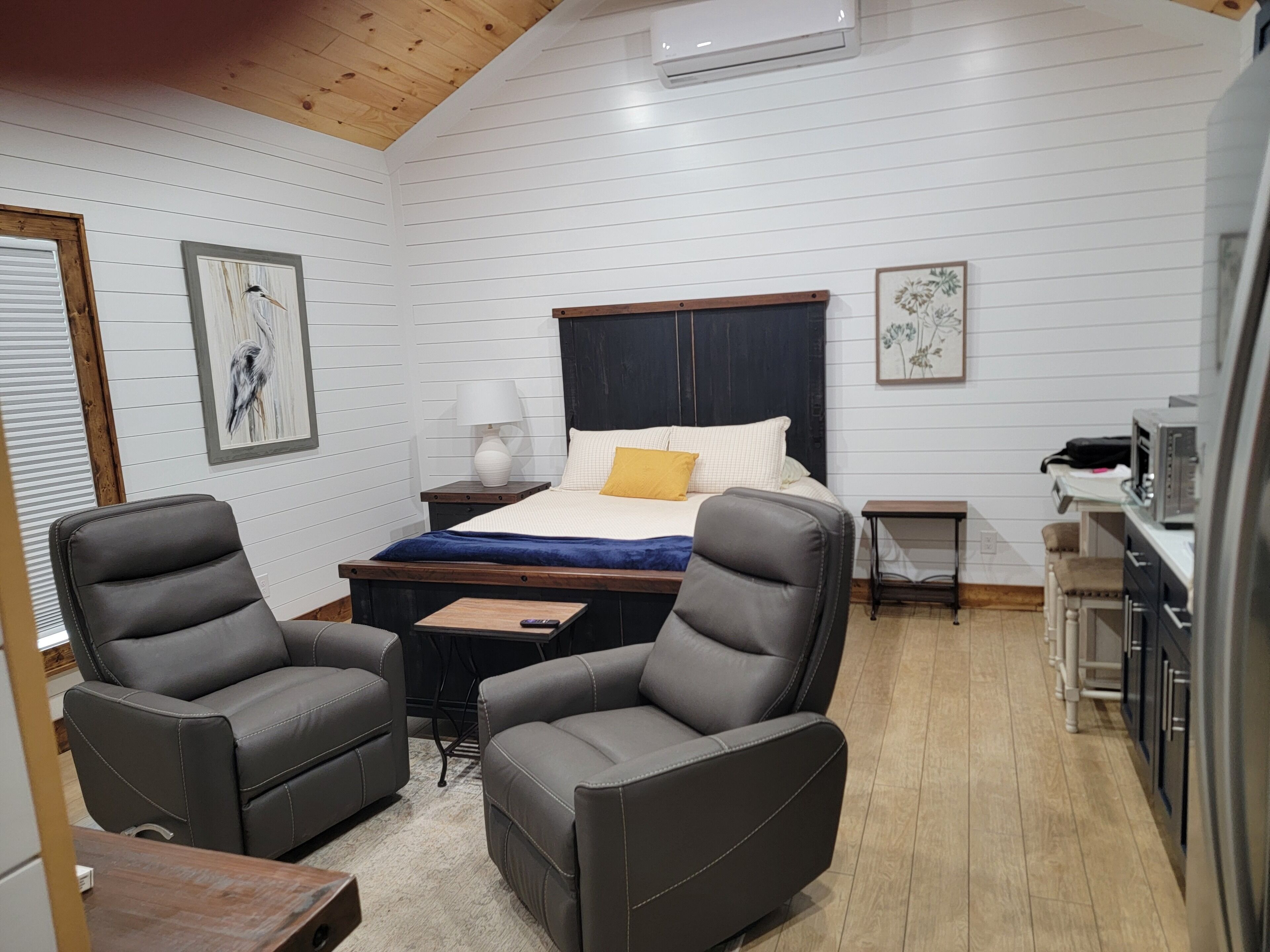 1 bedroom, WiFi, bed sheets, wheelchair access