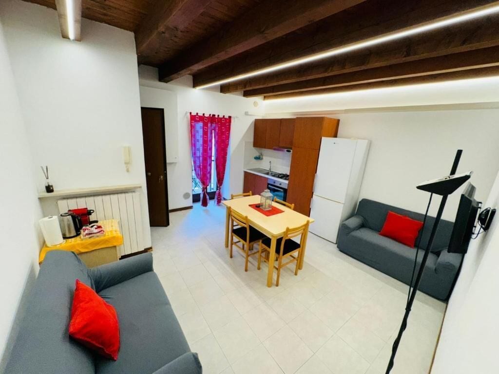 Leilighet, 2 soverom, balkong | Oppholdsområde