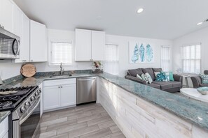 Microwave, oven, stovetop, dishwasher - Beautiful 3 Bedroom Beach Condo Steps to Beach and Boardwalk Sleeps 8 (Wildwood)