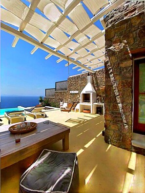 Terrace/patio - Luxury villa with pool and sunse view! (Μυκονος)