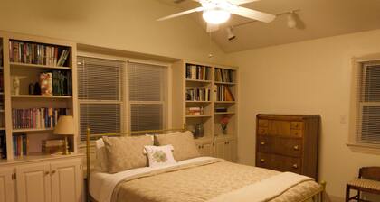 Beautiful home on Blounts Bay ready for your next family vacation