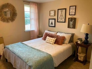 3 bedrooms, free WiFi, bed sheets