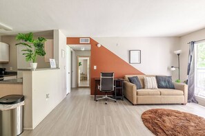 Interior - Comfy King 1BR /walk to NRG / Near MD Anderson (Houston)