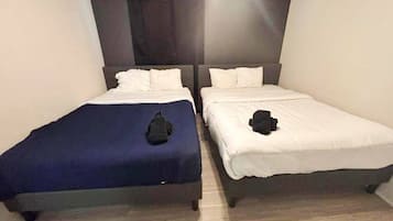 1 chambre, bureau, fer et planche à repasser, Wi-Fi