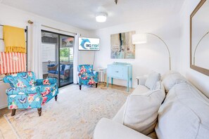 TV, offices - Amazing 2 BR at 211 Hillside, Very Relaxing Place (North Myrtle Beach)