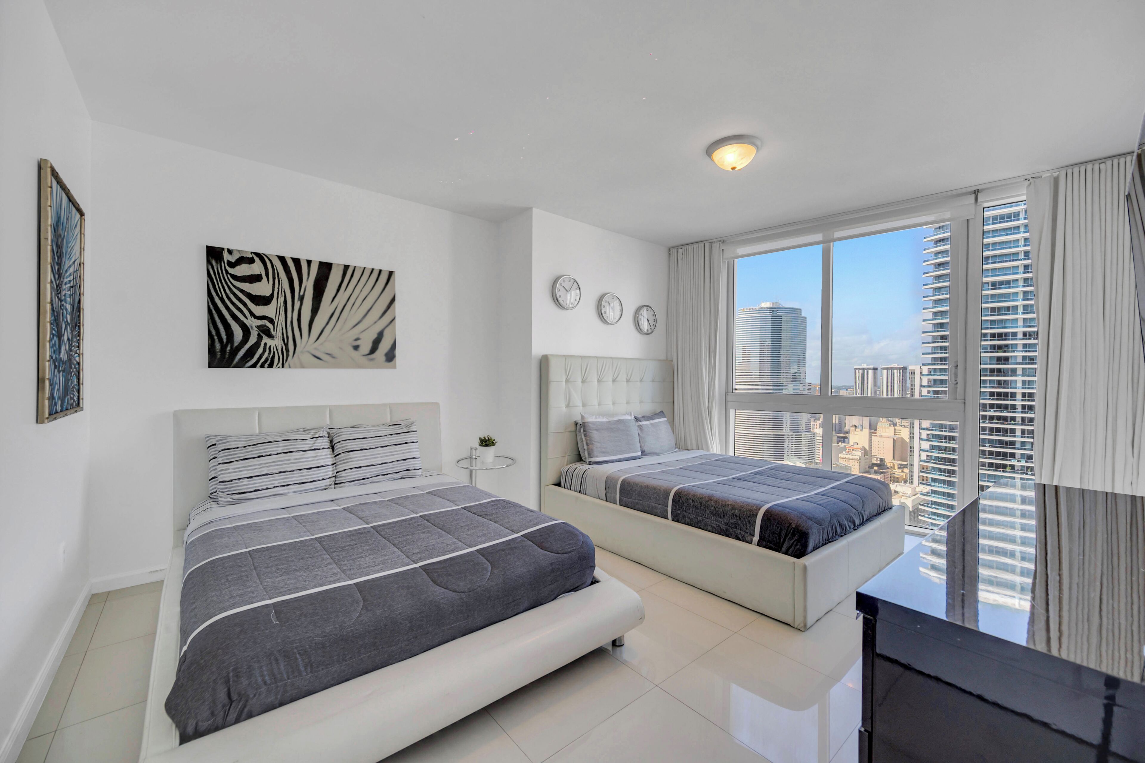 Apartment, 2 Bedrooms, Sauna, City View | Hypo-allergenic bedding, individually decorated, individually furnished