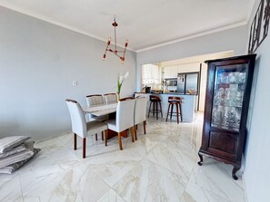 Dining - Casa com Área Gourmet, Piscina e Vista do Mar (Canguaretama)
