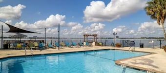 Lakeview King 1Bed Apt /Kemah Boardwalk /Fishing
