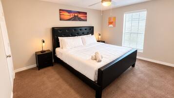 1 bedroom, desk, iron/ironing board, WiFi