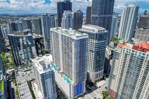 Exterior - The Club at Brickell Bay (Miami)