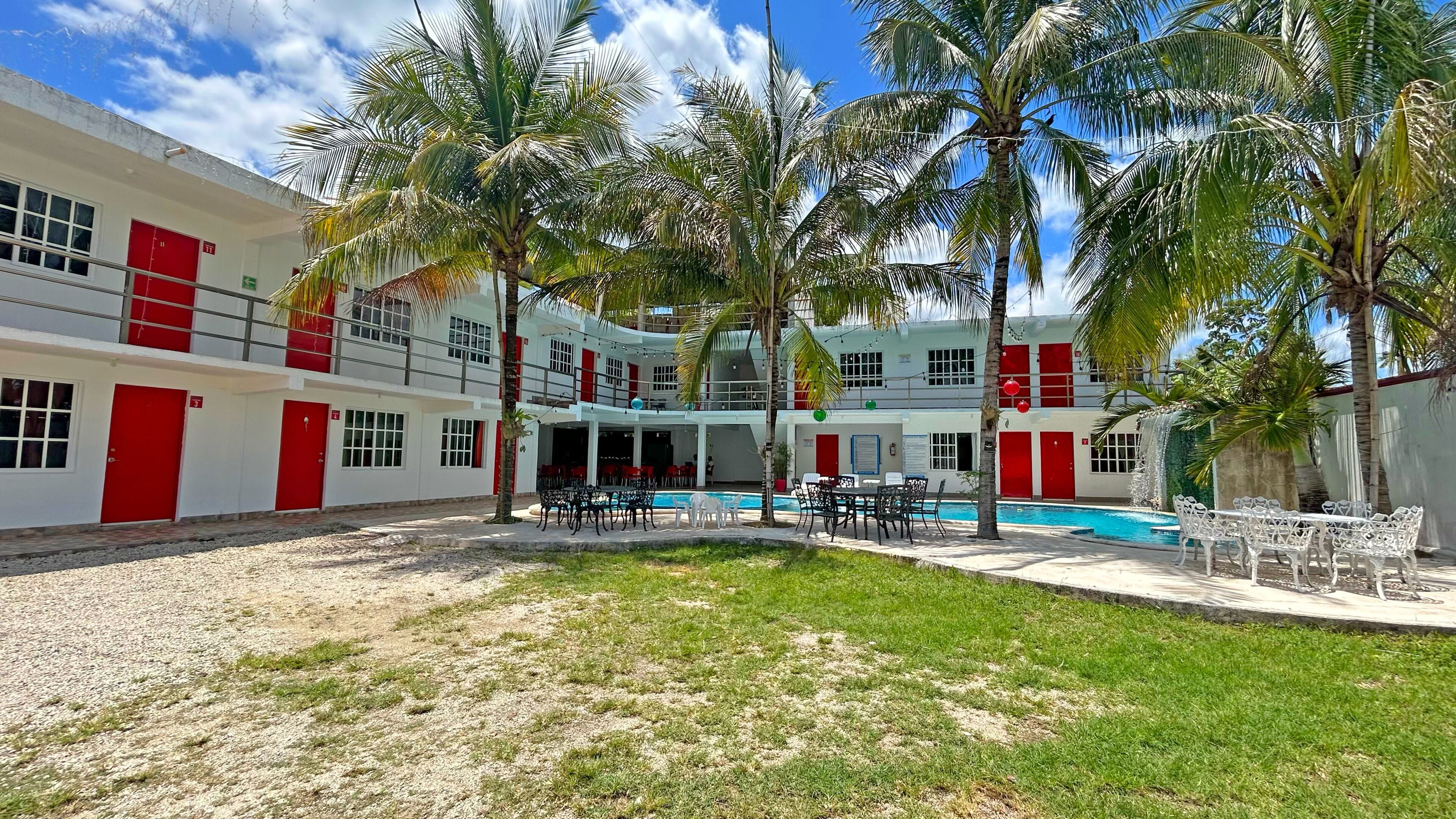 Vista frontal de la propiedad