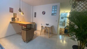 Uklassifisert bilde, 3 av 8, knapp