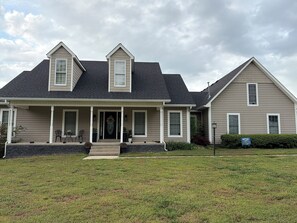 Exterior - By The Pool (Winchester)