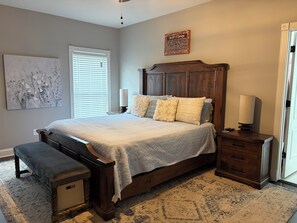 Room - By The Pool (Winchester)