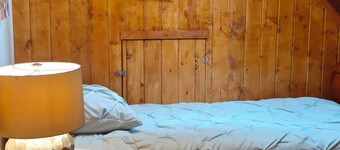 Pinecrestarearentals #15  Stunning! 3rd night free till 6/15 Just Book 2nights.