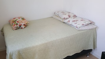 Appartement, coin cuisine, vue cour intérieure