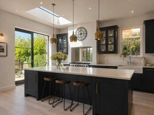 Beautiful city centre Victorian home with hottub | Sleeps 14