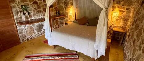 WiFi, bed sheets