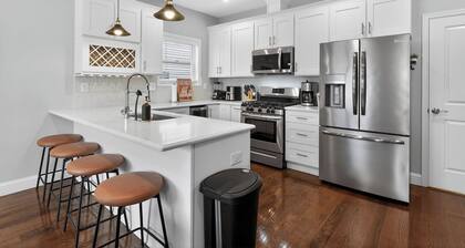 Luxe Private Rooftop Retreat Near NYC - 10 mins to Holland Tunnel