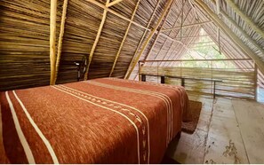 WiFi, bed sheets
