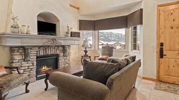 Smart TV, fireplace, foosball, table tennis