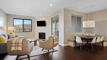 Smart TV, fireplace, table tennis