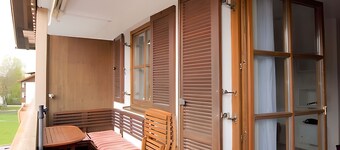 Cozy **** vacation apartment with mountain view, balcony, 2 bathrooms and guest WC
