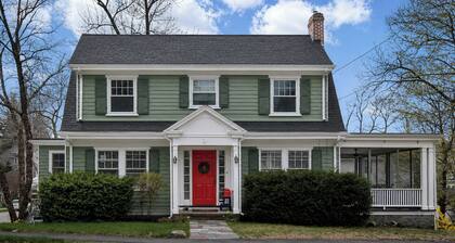 Bright, sunny house with large screened-in porch in Milton, MA