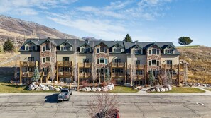 Exterior - The Lodge MH1407 | Hot Tub | Golf | Pool | Game Rm (Eden)