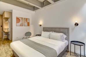 Desk, iron/ironing board, WiFi, bed sheets - w* | Amazing & Cozy Loft in the Heart of Bogotá (Bogotá)