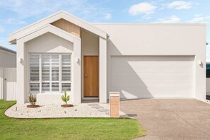Exterior - Sage Palmview - Home Away From Home (Mooloolaba Region)