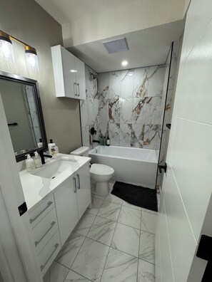 Bathroom - The Urban Retreat (Calgary)