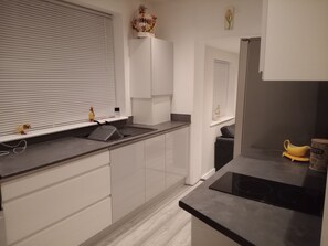 Private kitchen - Refreshing seaside retreat Rhyl (Kinmel Bay)
