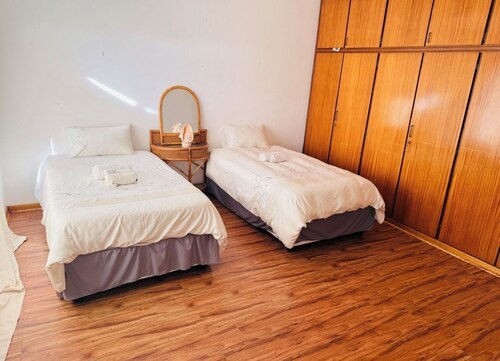 Soothing 3-bedroom apartment in amazing Luderitz city center