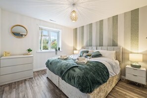 2 Schlafzimmer, Bügeleisen/Bügelbrett, WLAN, Bettwäsche
