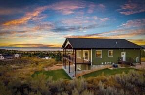 Exterior - Holiday Retreat-Covered Deck, Lake View, Hot Tub, Ideal Beach, Game Rm & More! (Garden City)