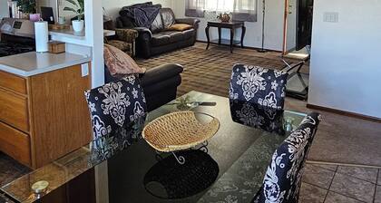 Spacious 3 bedroom and 1.5 bathroom fully fenced around for pets and childrens