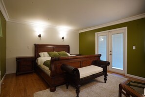 4 Schlafzimmer, Schreibtisch, Bügeleisen/Bügelbrett, kostenloses WLAN