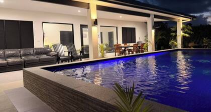 Villa Vonu - 2 Bedroom Ensuit. Your own pool, secured landscape near the beach.